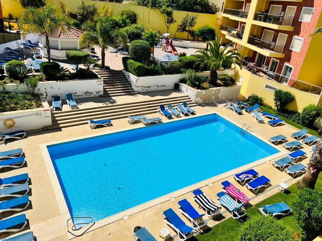 Valente Patio